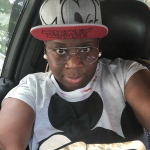 Meet your Posher, Ericka